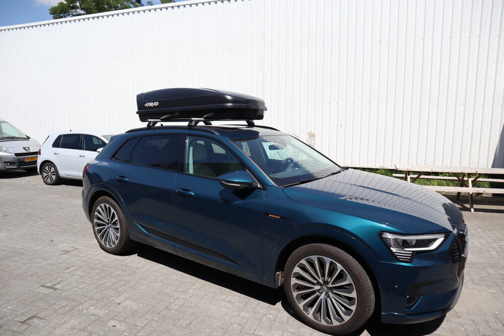 Dakkoffer Farad Koral N20 mat zwart 480 Liter + dakdragers Audi A4 Allroad stationwagon vanaf 2016