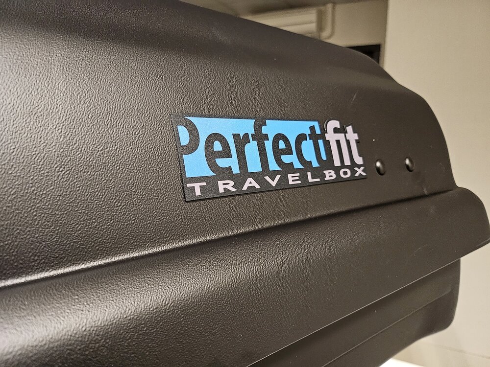 Dakkoffer PerfectFit 400 Liter + dakdragers Skoda Rapid Spaceback 5 deurs hatchback vanaf 2013