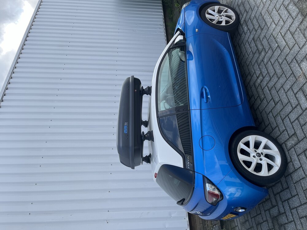 Dakkoffer PerfectFit 400 Liter + dakdragers Hyundai i20 5 deurs hatchback 2008 t/m 2014