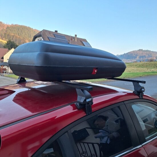 ArtPlast dakkoffer 320 liter + PerfectFit dakdragers Nissan Almera 5 deurs hatchback 1995 t/m 2000