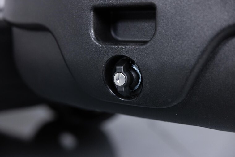 Towbox V2 - Trekhaakkoffer Zwart 390 L