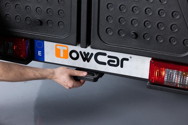Towbox V2 - Trekhaakkoffer Zwart 390 L
