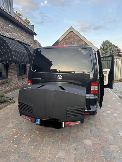Towbox V3 - Trekhaakkoffer Zwart 400 L