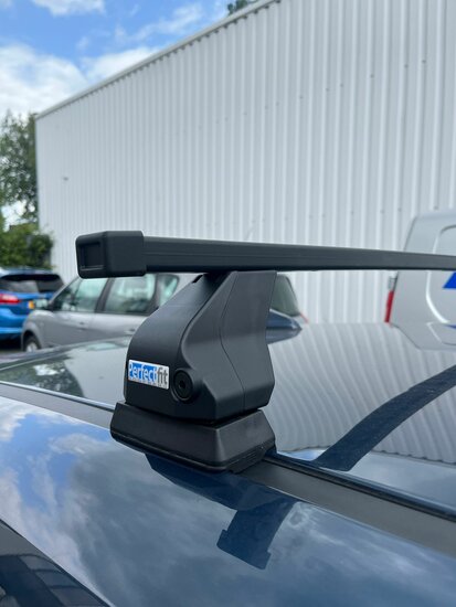 ArtPlast dakkoffer 400 liter + PerfectFit dakdragers Toyota ProAce City Bestelwagen vanaf 2018