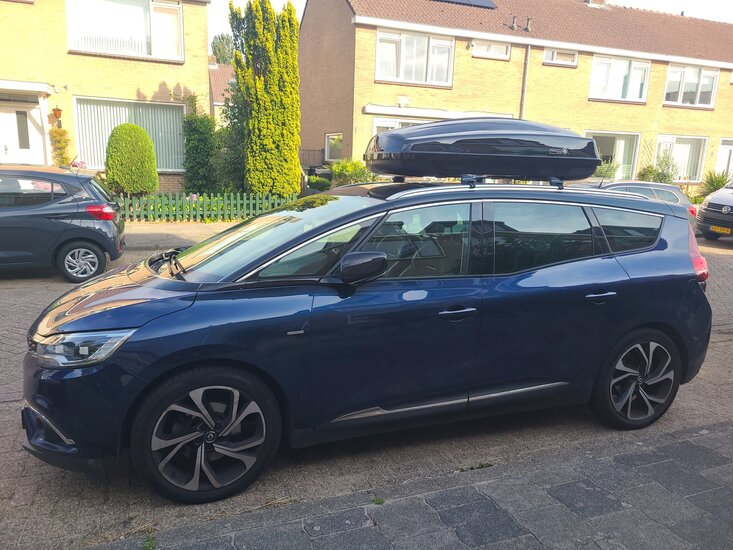 Modula dakkoffer Ciao 430 liter + Nordrive dakdragers Skoda Rapid Spaceback 11/2013 t/m 04/2019