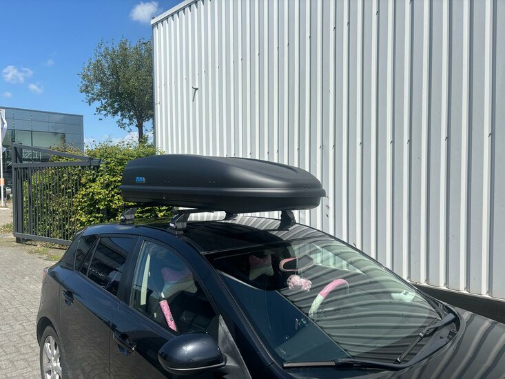 PerfectFit dakkoffer 440 liter + PerfectFit dakdragers Ssangyong Rexton SUV 2007 t/m 2012
