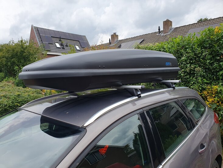 PerfectFit dakkoffer 500 liter + PerfectFit dakdragers Cupra Leon stationwagon vanaf 2020