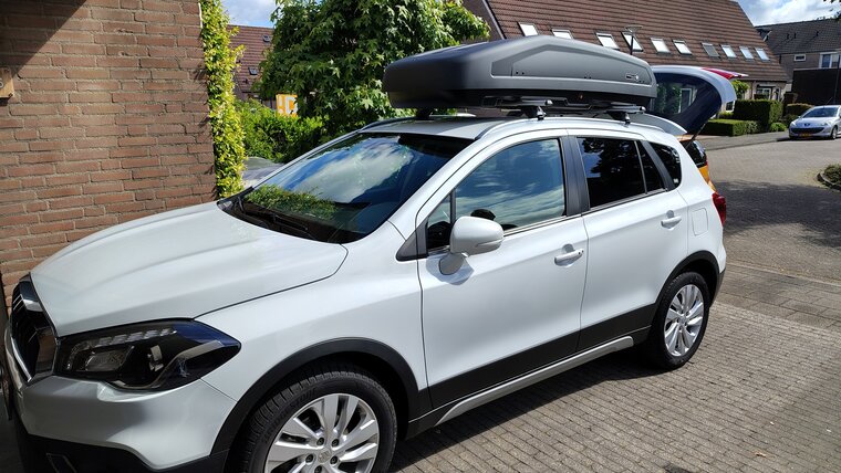 Modula dakkoffer Evo 470 + PerfectFit dakdragers Xpeng G9 vanaf 2022