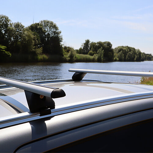 PerfectFit dakkoffer Veltron 450 liter + PerfectFit dakdragers Cupra Leon stationwagon vanaf 2020