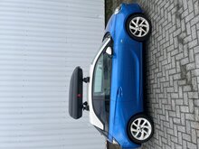 Dakkoffer Artplast 320 Liter + dakdragers Toyota Prius 4 deurs sedan vanaf 2018