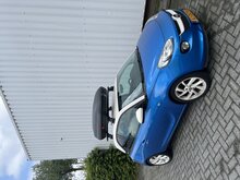 Dakkoffer ArtPlast 320 Liter + dakdragers Renault Clio (Grand Tourer) Stationwagon vanaf 2013