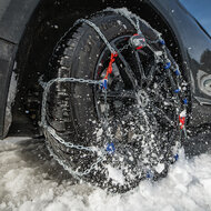 Pewag Servo SUV sneeuwkettingen 13mm Mercedes EQC vanaf 2020 voor bandenmaat  255/45R20