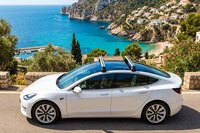 Dakdragers Tesla Model Y & Model 3: Origineel vs. Aftermarket